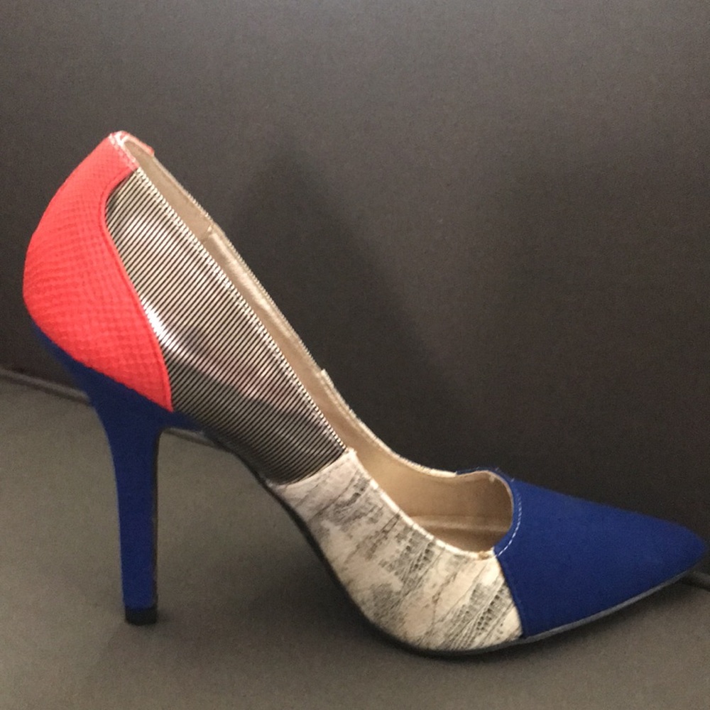 Qupid Heels. Size 9, Multi-Color/Print. Brand New - image 4